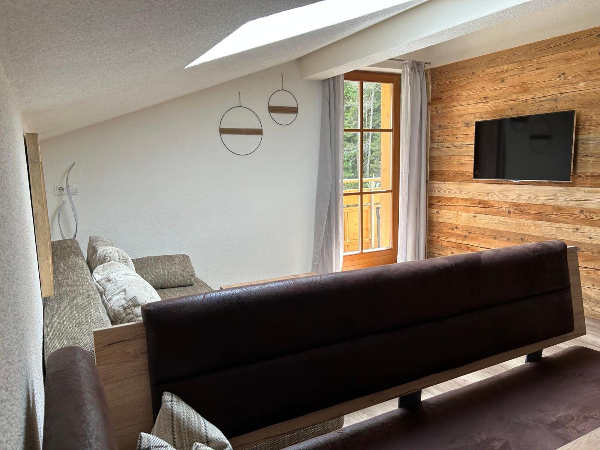 Feichterhof Apartment Riva di Tures Bagian luar foto